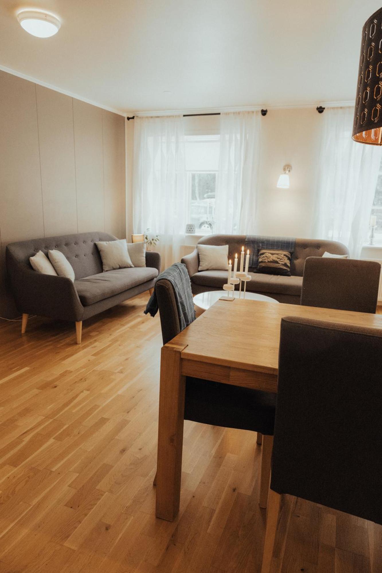 Gamli Skólinn Húsavík Exterior foto